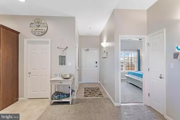 Lewes, DE 19958,17400 N VILLAGE MAIN BLVD #10