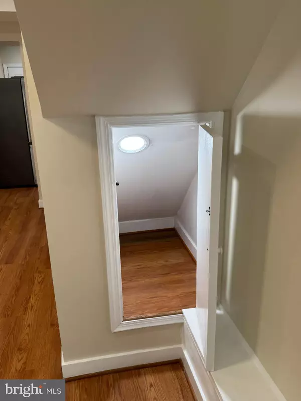 Washington, DC 20002,633 18TH ST NE