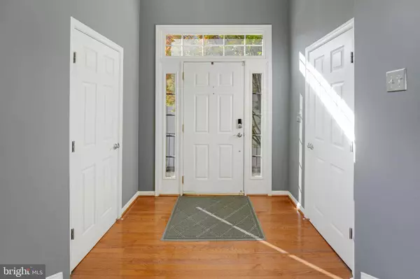 Aldie, VA 20105,41863 CINNABAR SQ