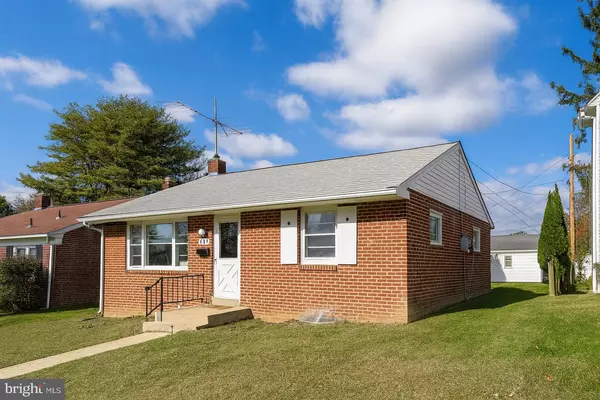 Lancaster, PA 17603,927 ROLRIDGE AVE