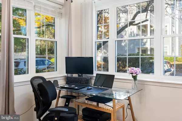 Odenton, MD 21113,606 MOONGLOW RD #103