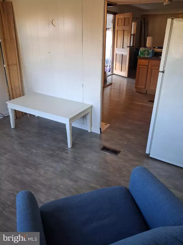 Mount Wolf, PA 17347,420 HOLLY DR