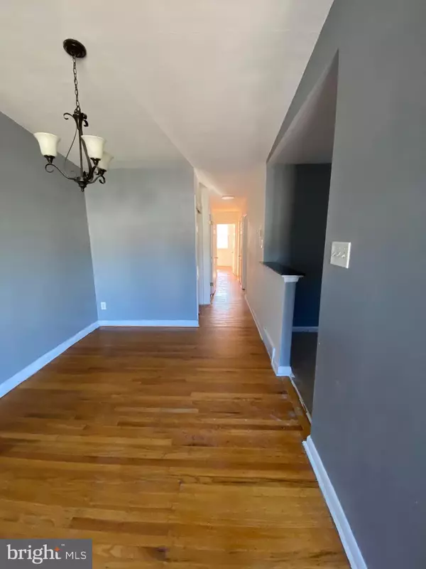 Philadelphia, PA 19152,7703 BRADFORD ST