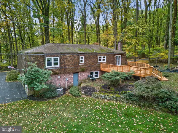 Emmaus, PA 18049,340 CHESTNUT HILL RD