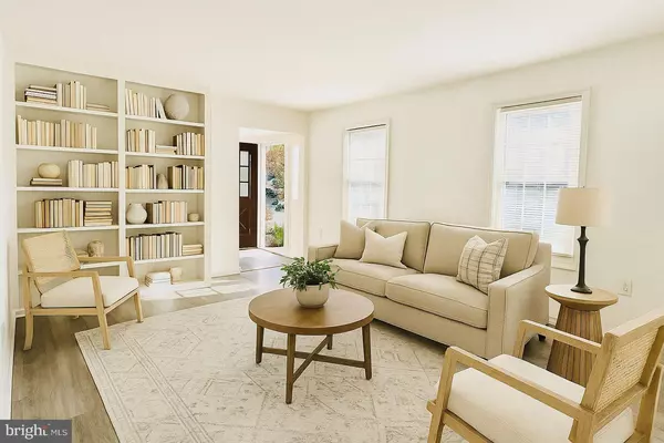 Alexandria, VA 22310,6129 FRANCONIA STATION LN