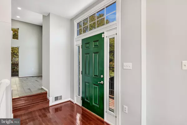 Fairfax, VA 22033,4737 GREAT HERON CIR