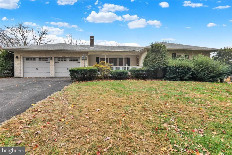 508 AMERICAN LEGION BLVD, Pine Grove, PA 17963