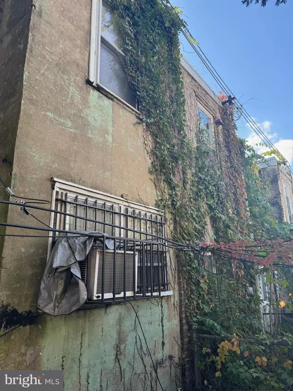 Philadelphia, PA 19144,529 E QUEEN LN