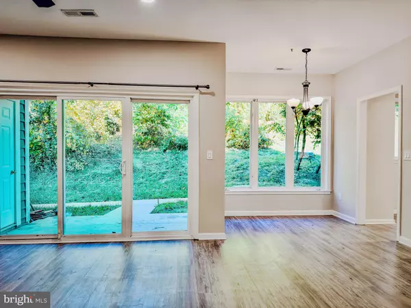 Arnold, MD 21012,599 OAKLAND HILLS DR #1A