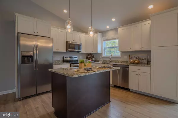 Inwood, WV 25428,153 DIMENSION CT