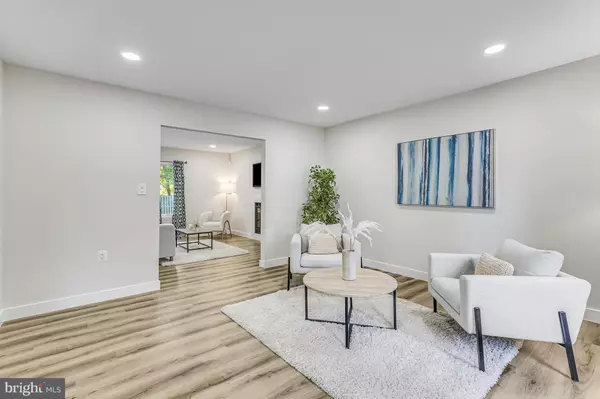 Burke, VA 22015,9515 DEBRA SPRADLIN CT