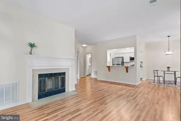 Fairfax, VA 22033,12276 FORT BUFFALO CIR #501