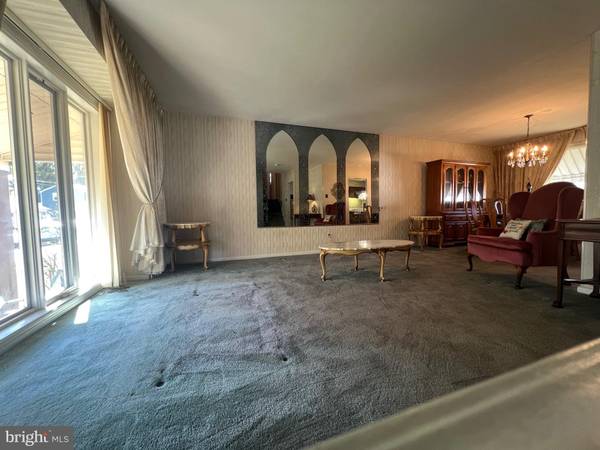 Blackwood, NJ 08012,825 LEXINGTON AVE