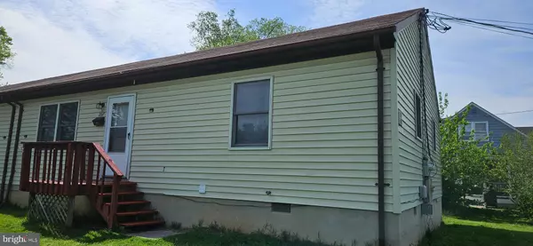 Berryville, VA 22611,207 WALNUT ST