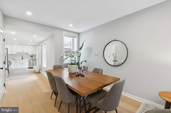 Philadelphia, PA 19130,808 N JUDSON ST