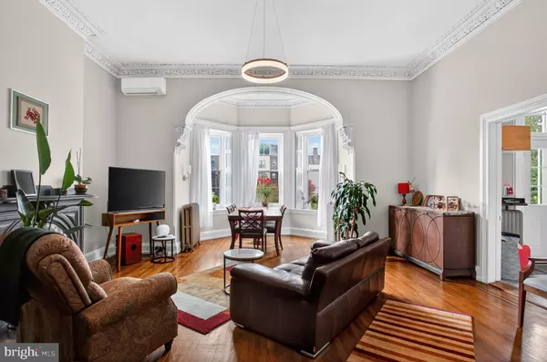 Philadelphia, PA 19144,225 W TULPEHOCKEN ST #2R