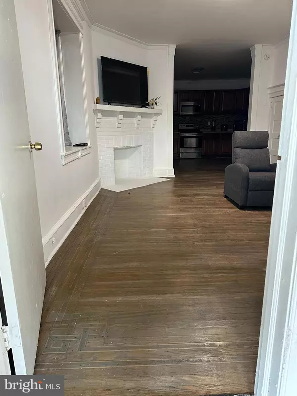 Philadelphia, PA 19140,1223 W WYOMING AVE