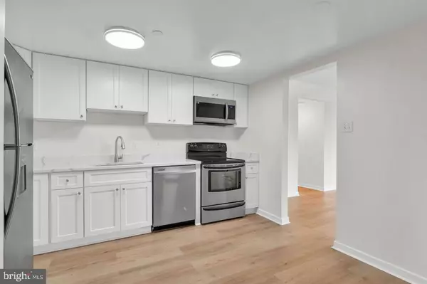 Arlington, VA 22209,1530 KEY BLVD #715