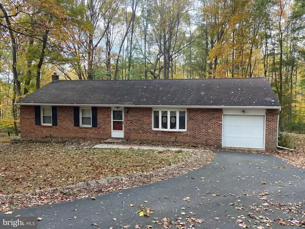 60 CARLIN DR, Coatesville, PA 19320