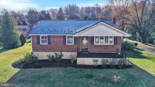 Reading, PA 19608,986 FRITZTOWN RD