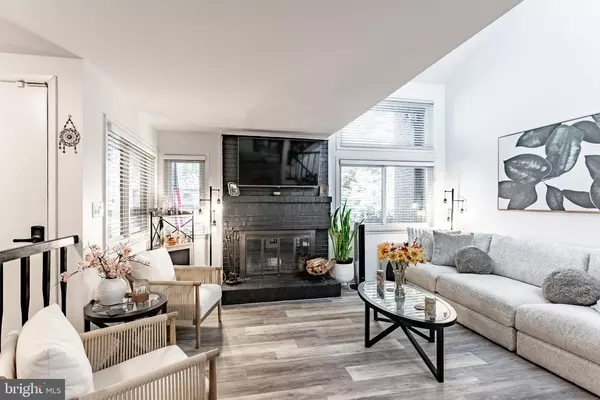 Reston, VA 20191,2045 WINGED FOOT CT