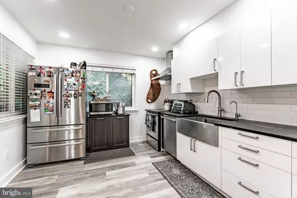 Reston, VA 20191,2045 WINGED FOOT CT