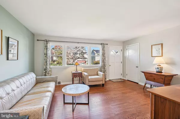 Haddonfield, NJ 08033,412 E SUMMIT AVE