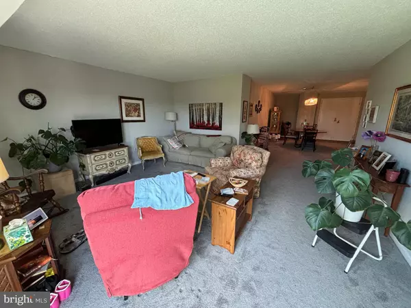 Baltimore, MD 21210,1040 DEER RIDGE DR #402