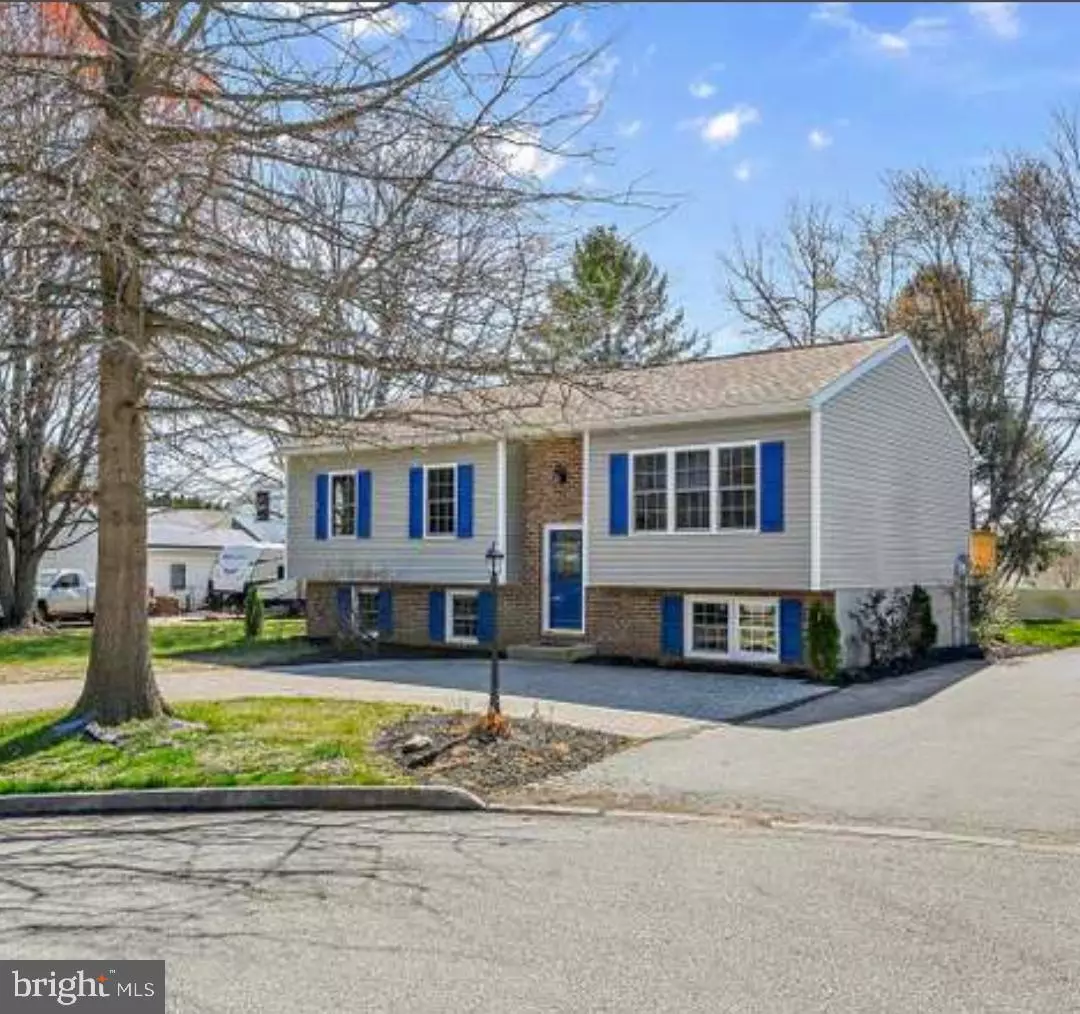 Hanover, PA 17331,40 SANDY CT