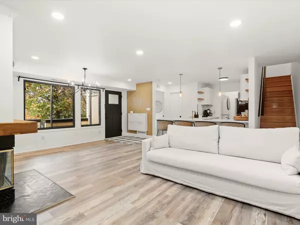 Montgomery Village, MD 20886,10120 HELLINGLY PL #294