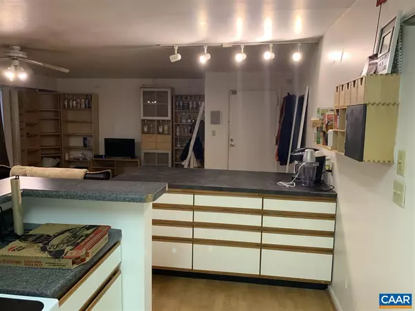 Charlottesville, VA 22903,1215 WERTLAND ST #A14