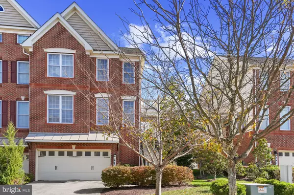 Upper Marlboro, MD 20772,4408 THOROUGHBRED DR