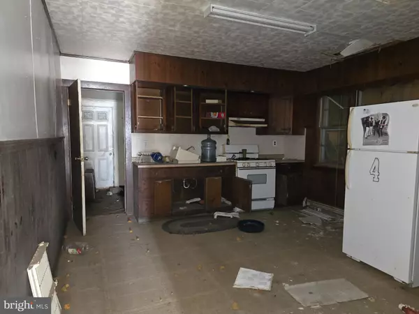 Ewing, NJ 08638,1415 PRINCETON AVE