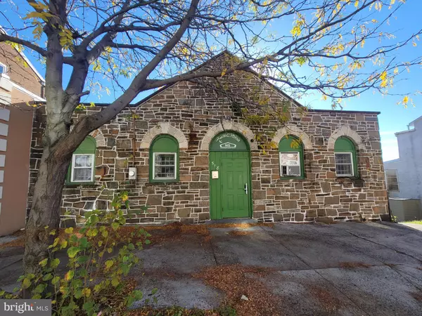 Norristown, PA 19401,518 GREEN ST