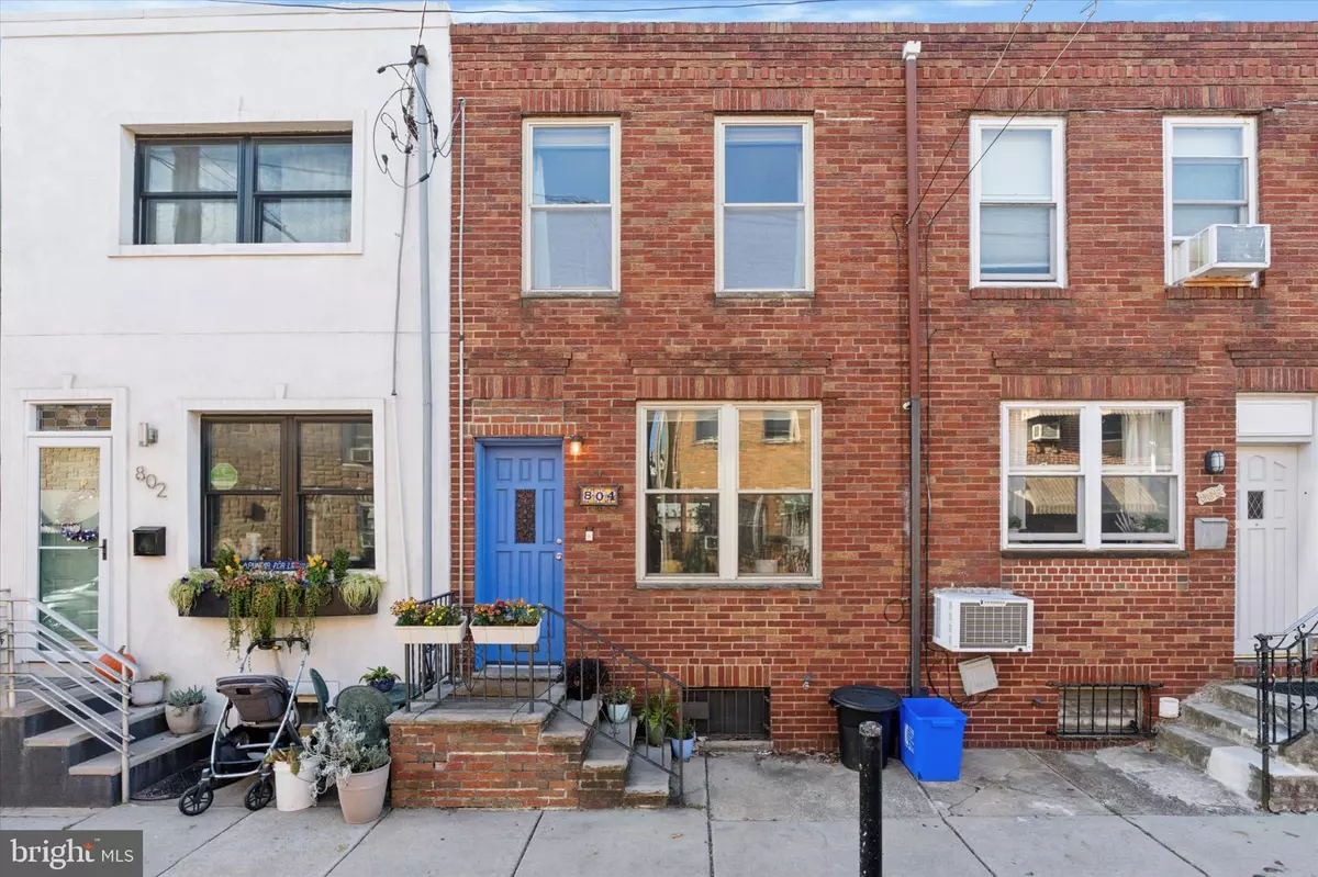 Philadelphia, PA 19147,804 SEARS ST