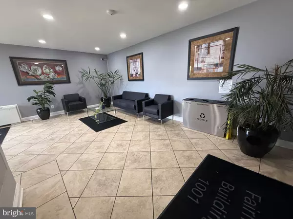 Hyattsville, MD 20782,1001 CHILLUM RD #101