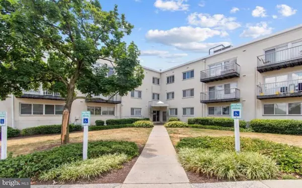 1001 CHILLUM RD #101, Hyattsville, MD 20782
