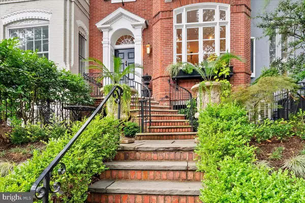 Washington, DC 20007,2815 Q ST NW