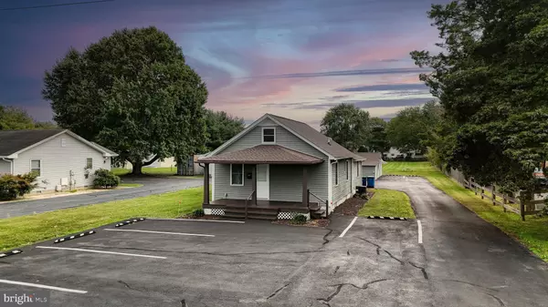 1252 FORREST AVE, Dover, DE 19904