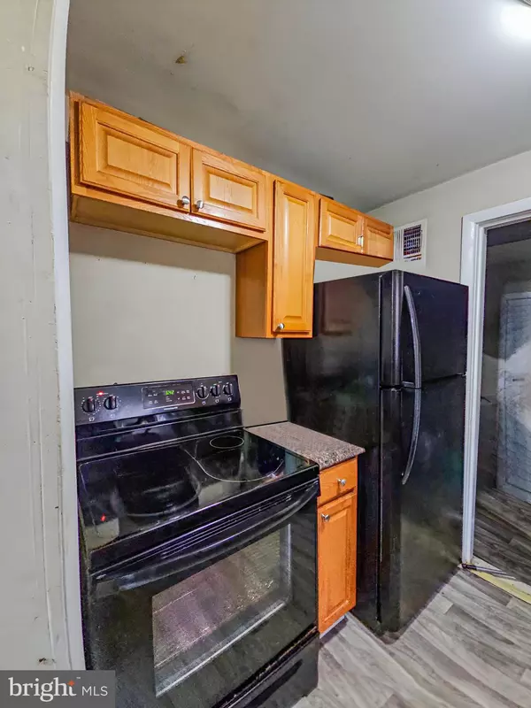 Carneys Point, NJ 08069,39 MAPLEWOOD AVE