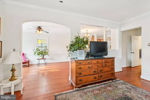 Takoma Park, MD 20912,720 KENNEBEC AVE