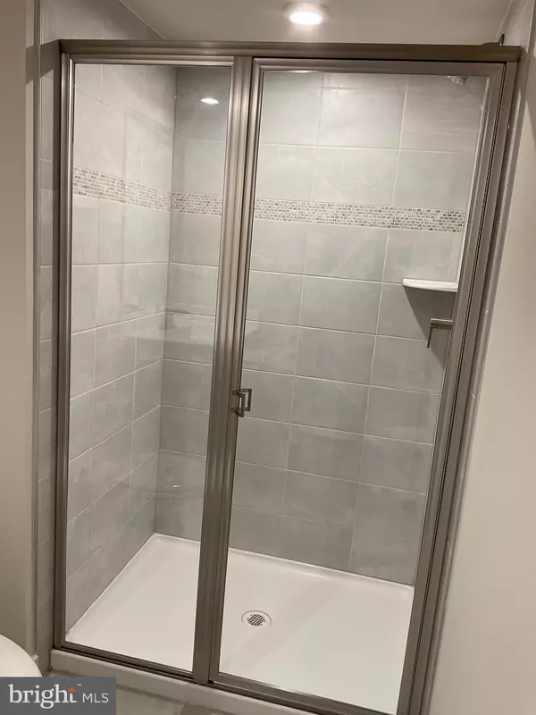 Fredericksburg, VA 22408,4317 SOUTHERBY DR