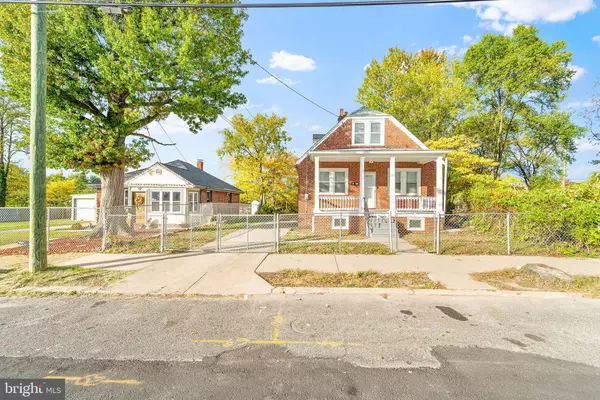 Camden, NJ 08104,733 TULIP ST