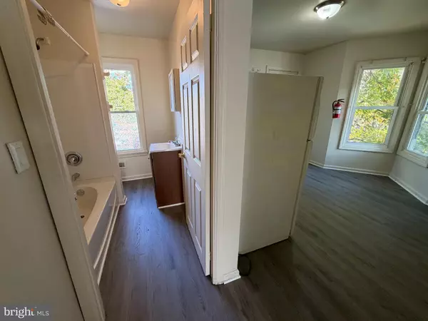 Millville, NJ 08332,110 W MAIN ST #B