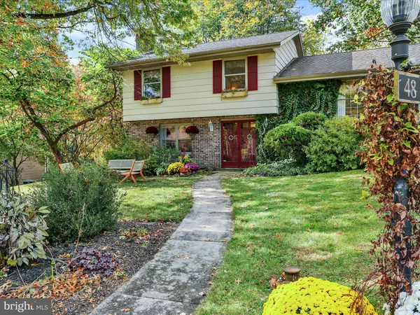 Reading, PA 19606,48 HEARTHSTONE DR