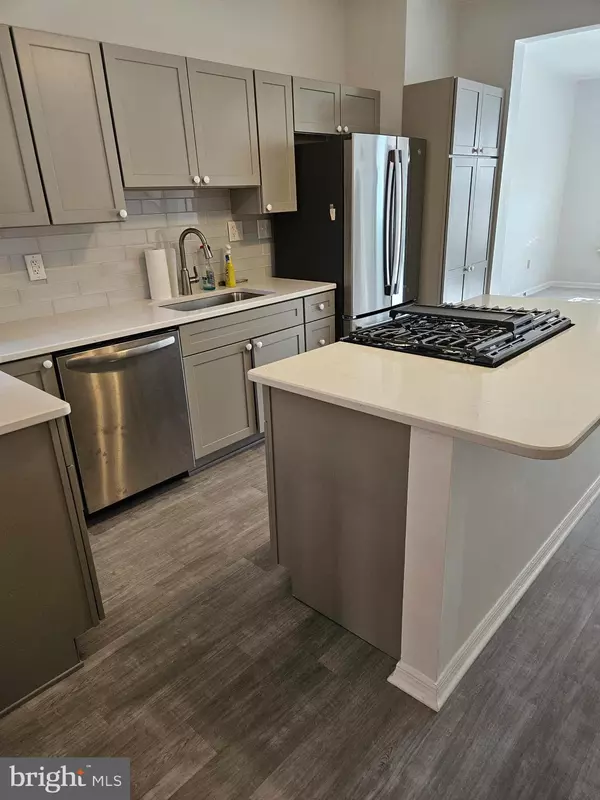 Harrisburg, PA 17102,412 BOAS ST