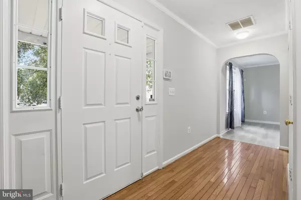 Waldorf, MD 20601,2401 VIDALIA CT