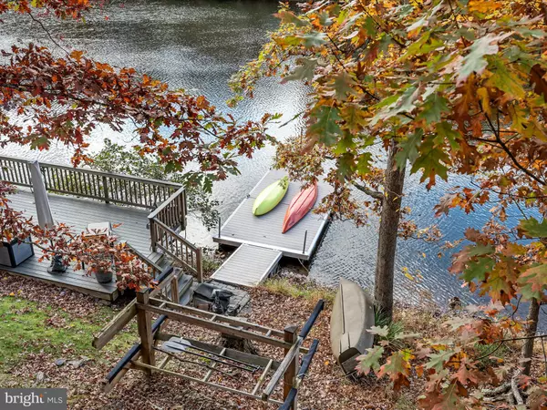 Cross Junction, VA 22625,1083 LAKEVIEW DR