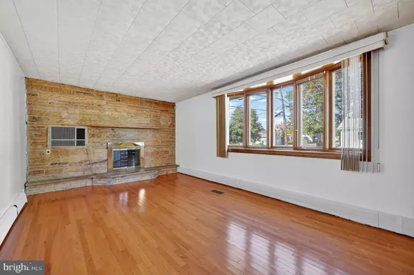 Pennsauken, NJ 08110,8402 HOLMAN AVE #1