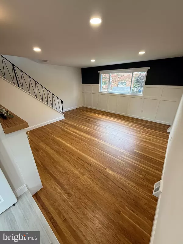 Philadelphia, PA 19111,847 STRAHLE ST